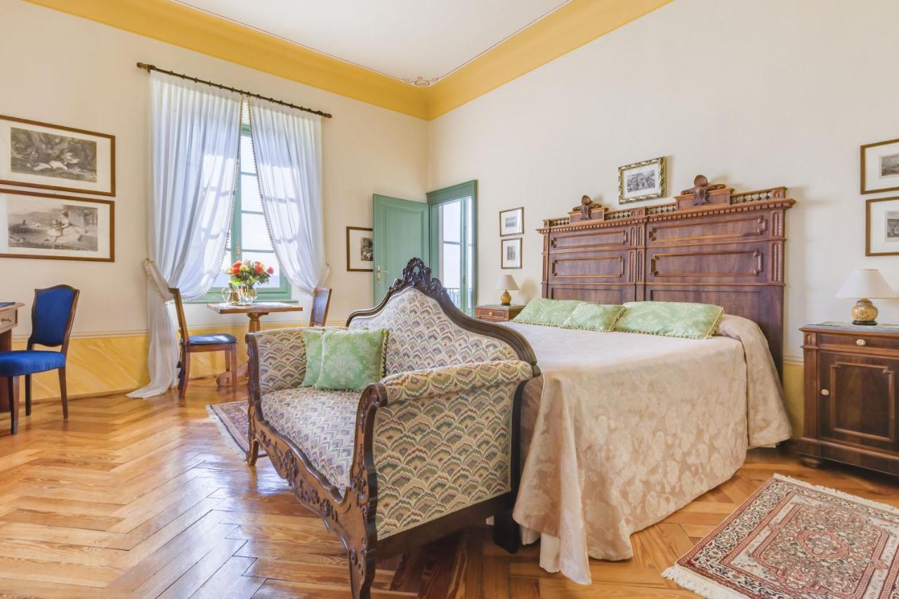Boutique Hotel Villa Sostaga Gargnano Exterior photo